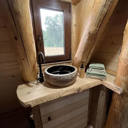 Domcek V Pieninach . *