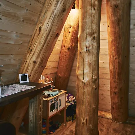 Domcek V Pieninach . Tatil Evi Majere